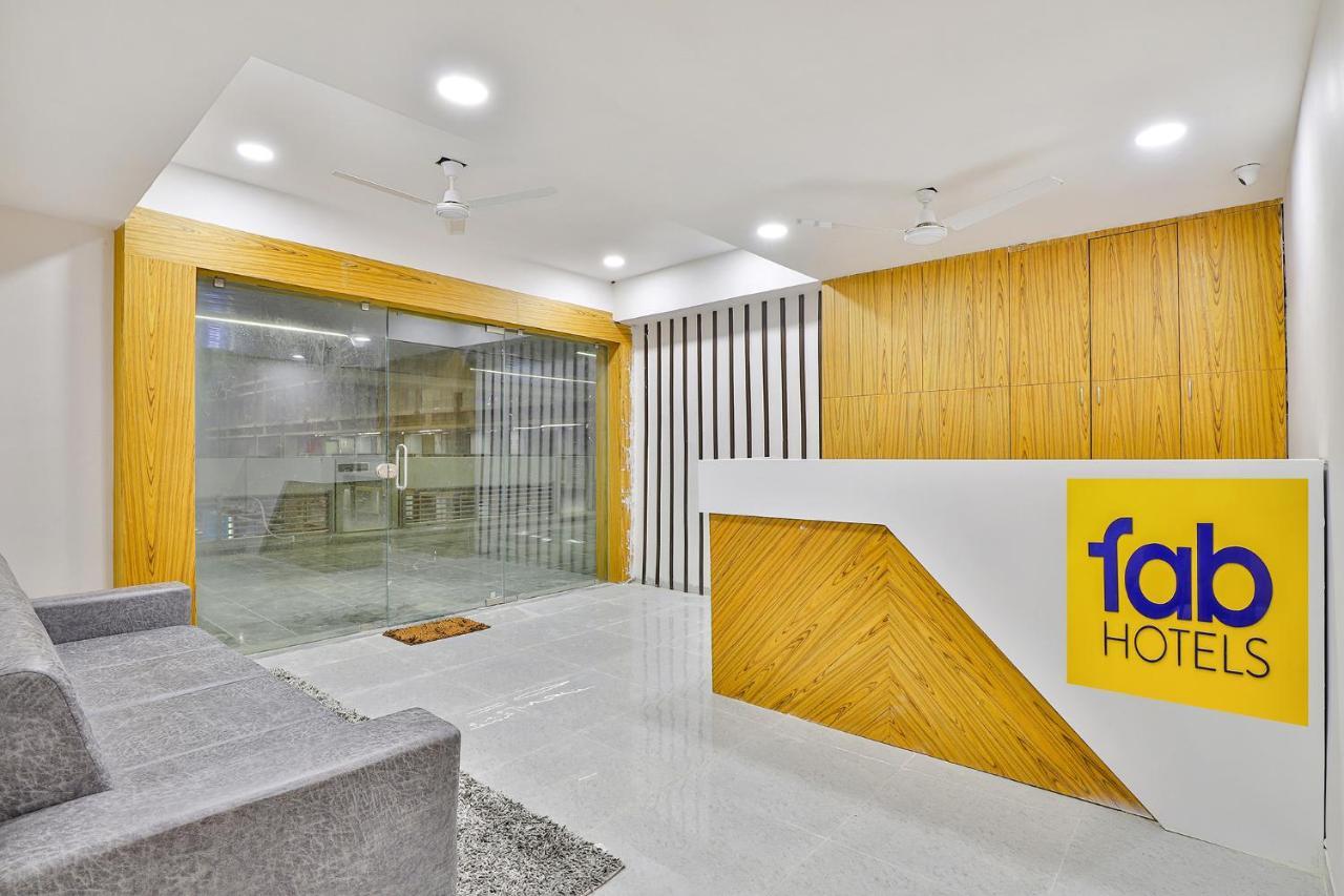 Fabhotel Parkland A Ahmedabad Exterior photo