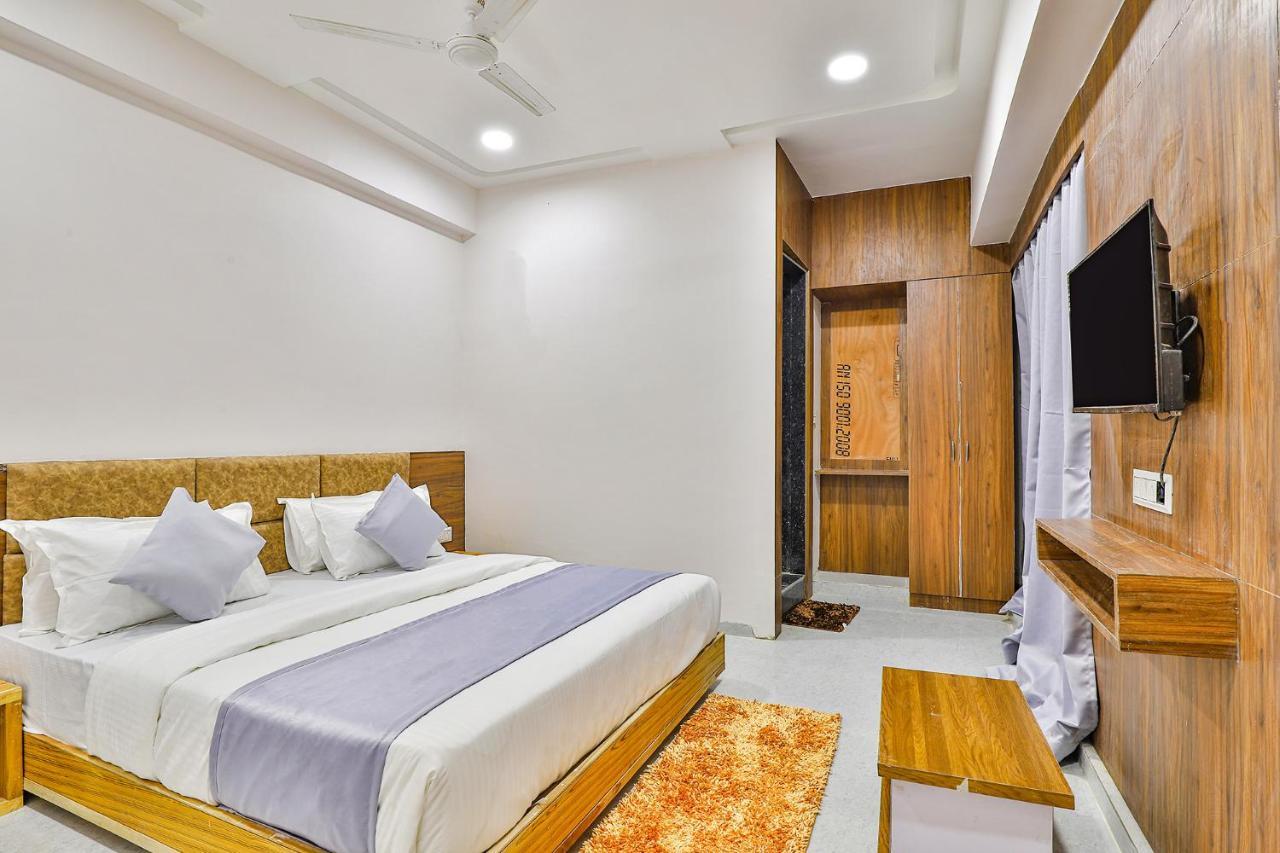 Fabhotel Parkland A Ahmedabad Exterior photo